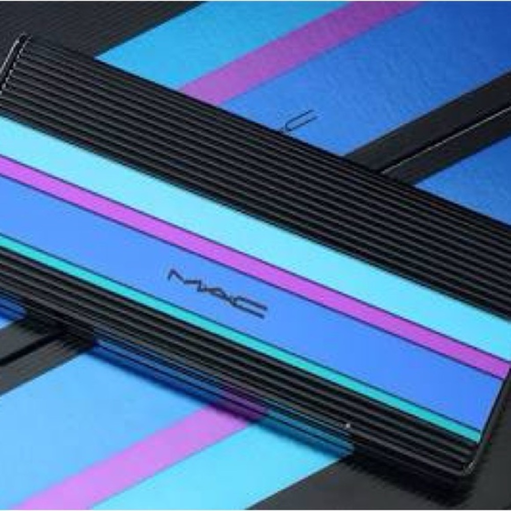 MAC Enchanted Eve Face Palette (Cool)